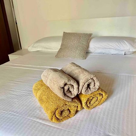 Suite In Bg Centro Con Netflix Bergamo Exterior foto